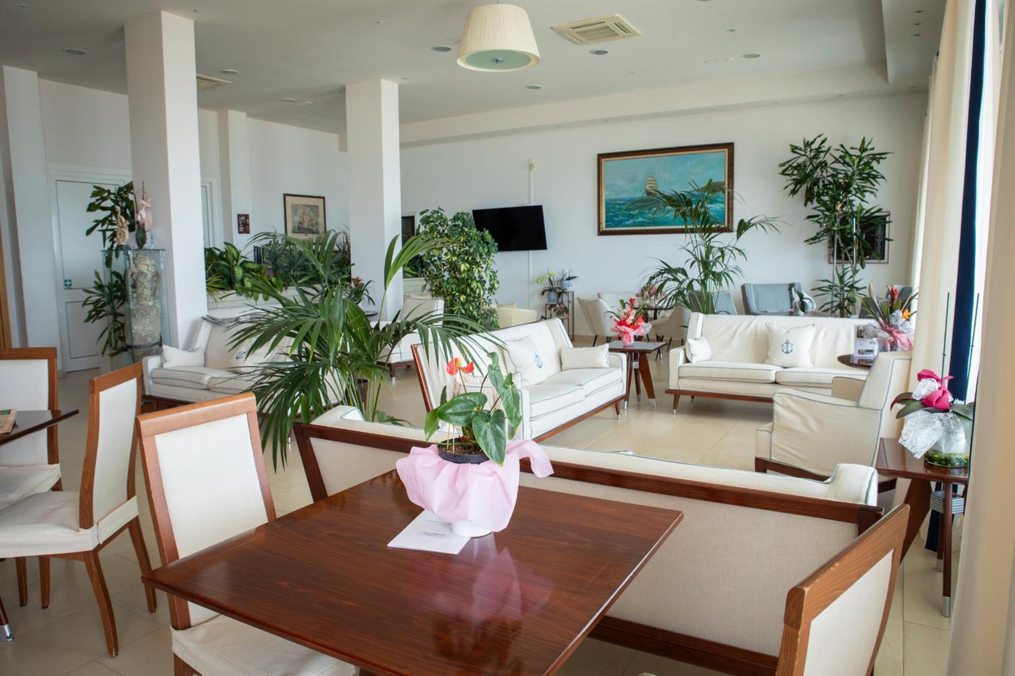 Hotel Parrini Follonica Εξωτερικό φωτογραφία