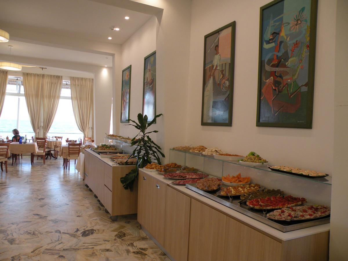 Hotel Parrini Follonica Εξωτερικό φωτογραφία